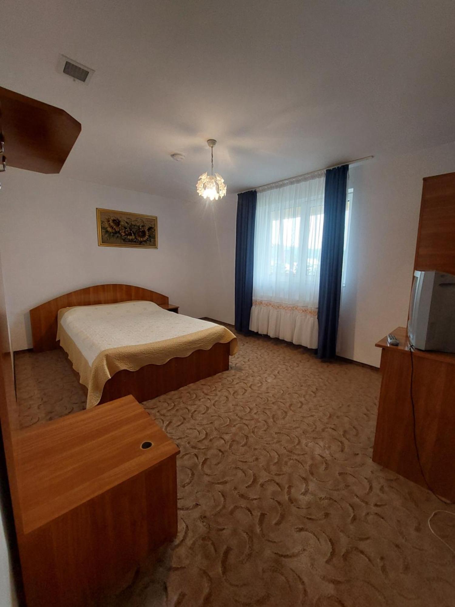 Steaua Nordului Hotel Târgu Neamţ Bagian luar foto