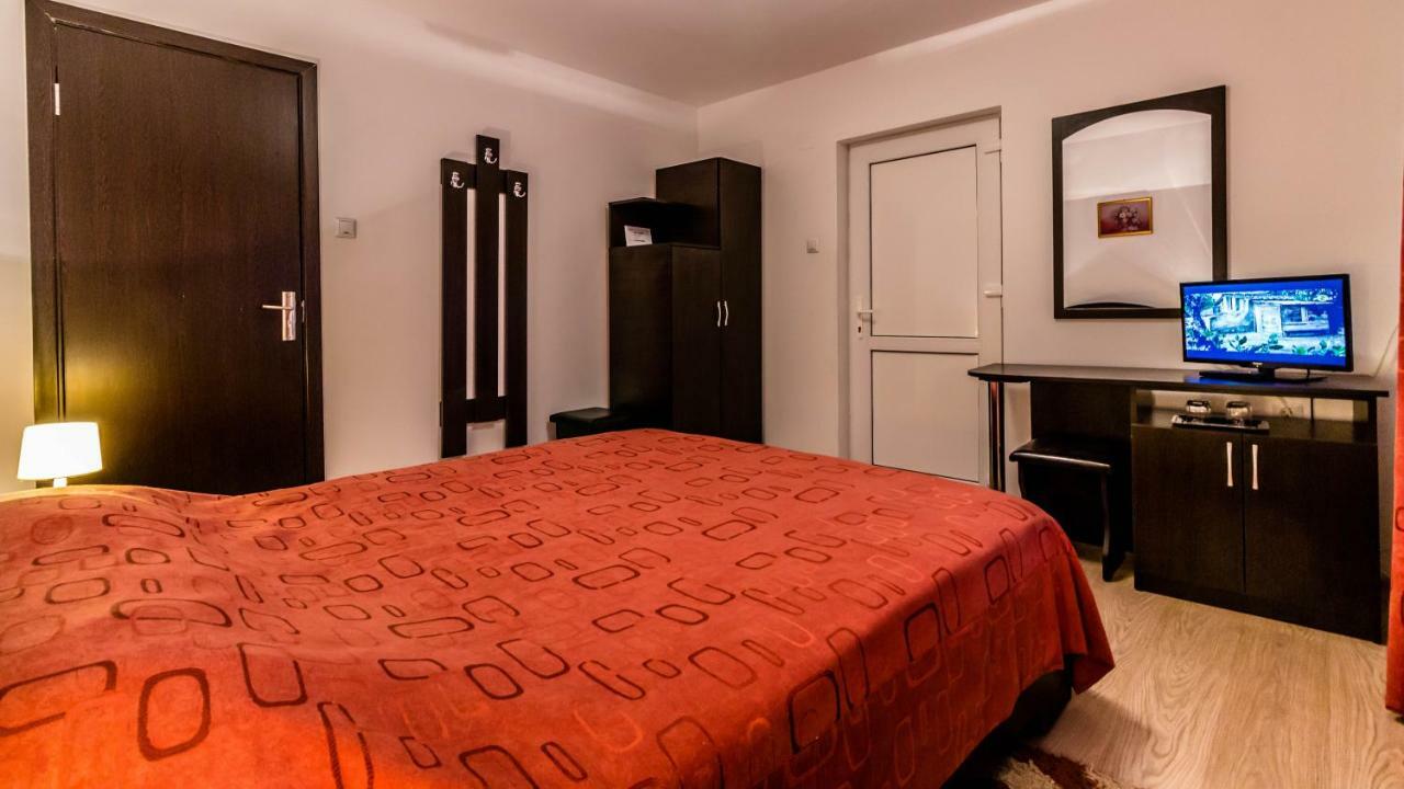 Steaua Nordului Hotel Târgu Neamţ Bagian luar foto
