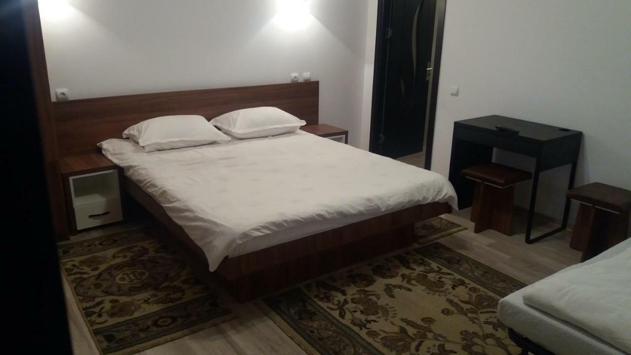 Steaua Nordului Hotel Târgu Neamţ Bagian luar foto